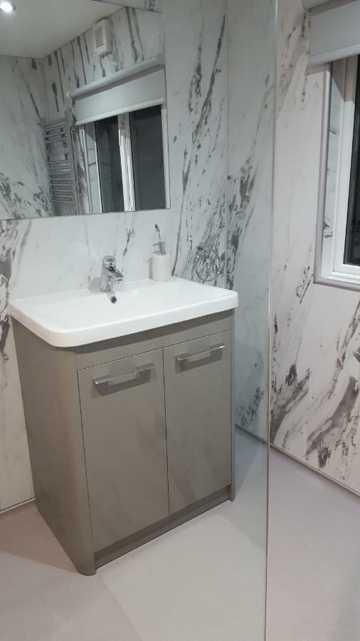 Ruth'S Refresh Country Retreat With Private Hot Tub Βίλα Σριούσμπερι Εξωτερικό φωτογραφία